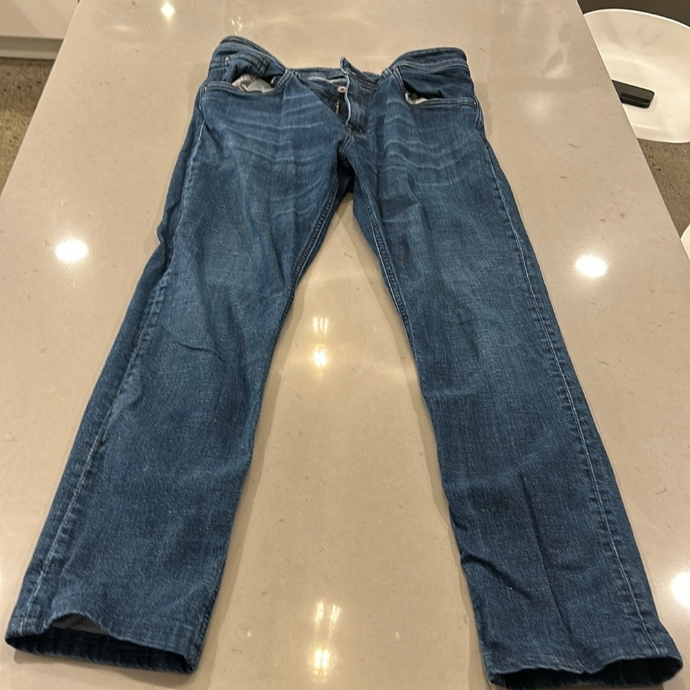 Teleria jeans